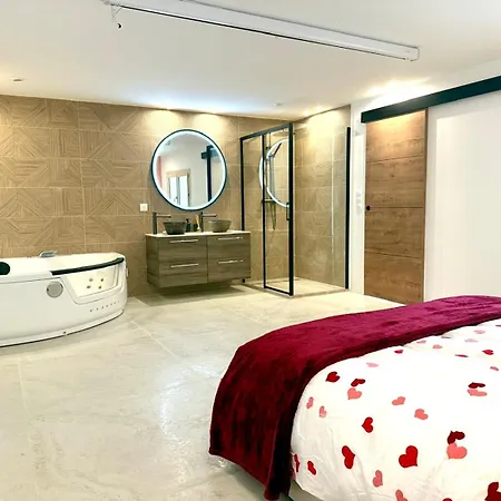 Jacuzzi In Appartement Cannes